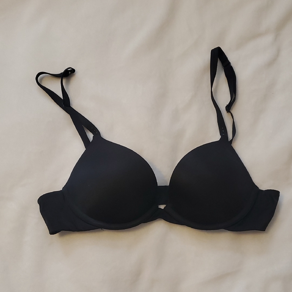 Victoria's Secret Biofit Demi Uplift Black Bra, 34A